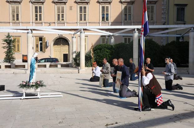 &Scaron;ibenik: Prve subote u mjesecu moli se mu&scaron;ka krunica na trgovima &scaron;irom Hrvatske