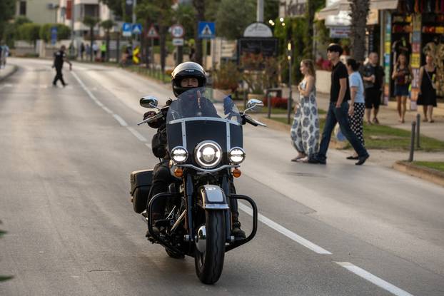 Medulin: Prvi dan H.O.G. Rallyja, susreta zaljubljenika u Harley Davidson iz svih zemalja