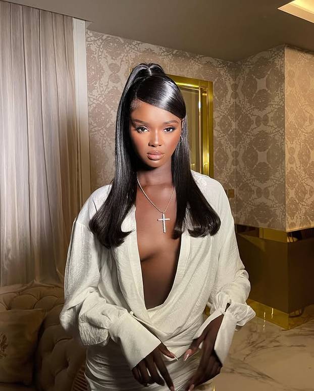 FOTO 'Crna Barbika': Kažu da je jedna od najljepših Afrikanki