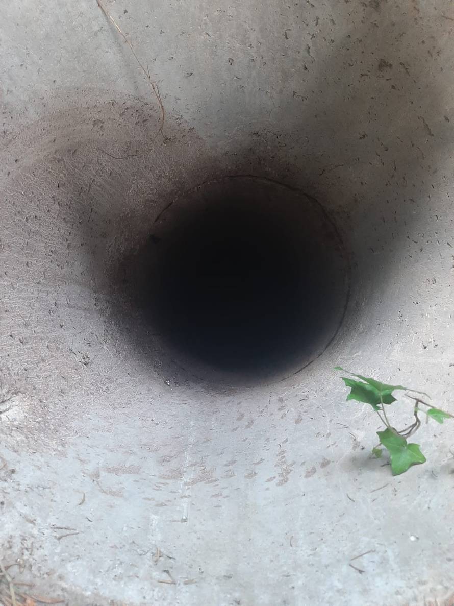 Mačić zapeo u kanalizacijskoj cijevi: 'Čuli su ga kako mjauče'