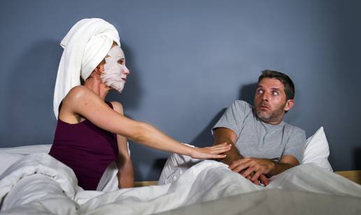 Poze u intimnom odnosu koje morate isprobati ako ste nesigurni oko svojeg tijela