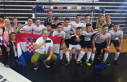 Srednjoškolska pulska futsal ekipa osvojila svjetsko srebro