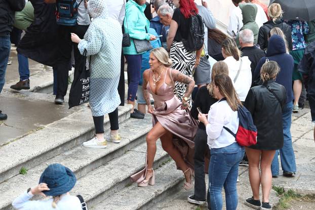 ARHIVA - 2024. Dubrovnik: Vjenčanje Nicole Artukovich i Liama Stewarta u crkvi sv.Ignacija