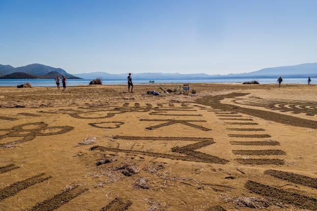 Ušće Neretve: Festival Sand Art festival gdje umjetnici crtaju u pijesku