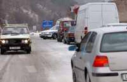 Zbog nesreće zatvorena cesta kod Kaštel Sućurca