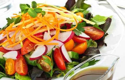 Ljetne salate bez muke: Finim preljevima do savršenstva 
