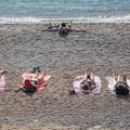 FOTO U Dubrovniku je i dalje ljeto: Turisti preplavili grad, uživaju na plažama i sunčaju se