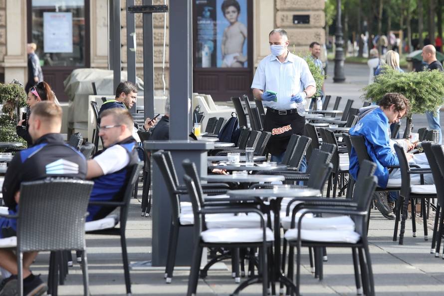 Zagreb: Kafićima i restoranima od danas dozvoljen rad