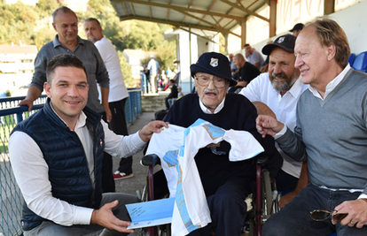 Najstariji Rijekin navijač: 108 godina! Veteran je sa Iwo Jime