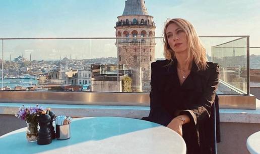 Pjeva&ccaron;ica nakon napada: 'Moj sin ide u tu &scaron;kolu, ali ne poznaje tog dje&ccaron;aka, u &scaron;oku smo i dalje'