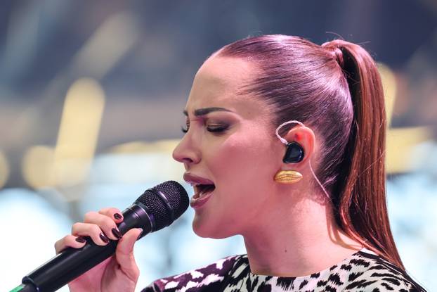 Zagreb: Popodnevni doček uz Aleksandru Prijović