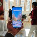 VIDEO Testirali smo novi TCL ekran za mobitele koji izgleda nestvarno kad ga koristite