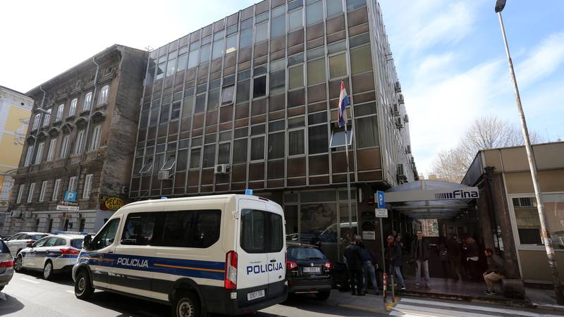 Rijeka: Uhićeni napadač ostaje u istražnom zatvoru zbog premlaćivanja 16-godišnjaka