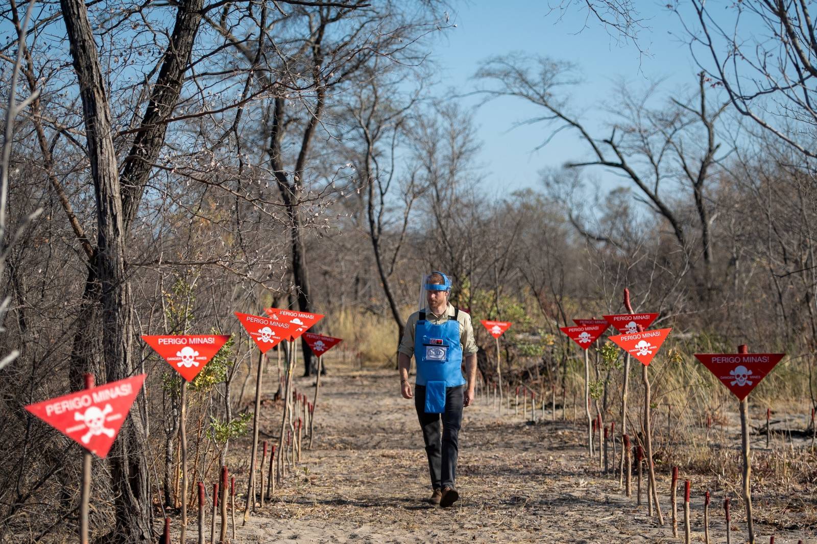 Prince Harry visits landmine project in Dirico Province