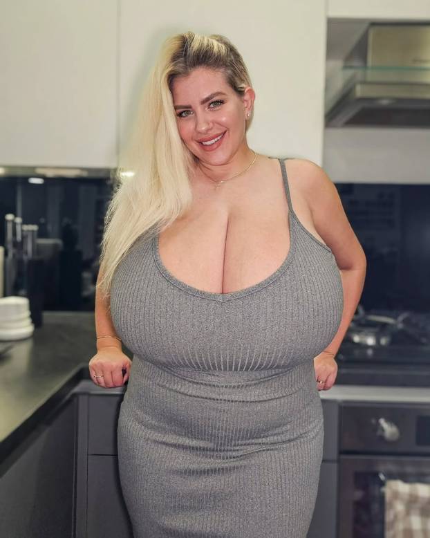 FOTO Grudi joj rastu iz dana u dan: 'Više im ne znam veličinu, nosim grudnjake po mjeri'