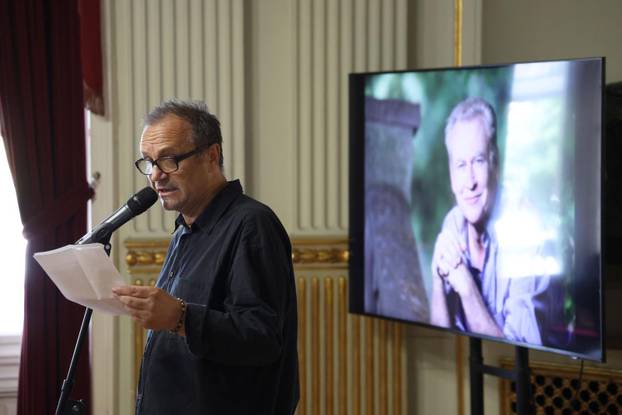 Zagreb: Održana komemoracija za filmskog redatelja Zrinka Ogrestu