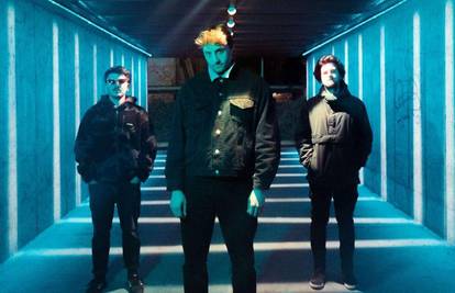 VIDEO Poslušajte 'Nokturnalne aktivnosti', novi singl Svemirka