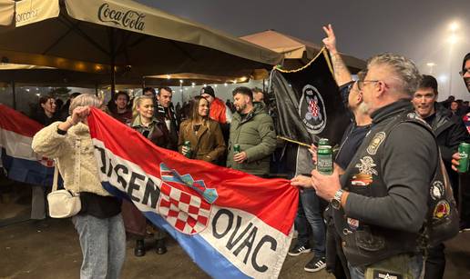 VIDEO Ovako su se obo&zcaron;avatelji zagrijavali pred Thompsonov koncert u zagreba&ccaron;koj Areni