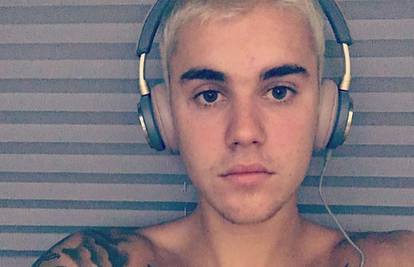 'Mokri' polugoli Bieber: Justin je dobio novu voštanu figuru