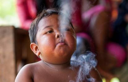 Zamijenio ovisnost: Dječak (5) više ne puši, ali se prežderava