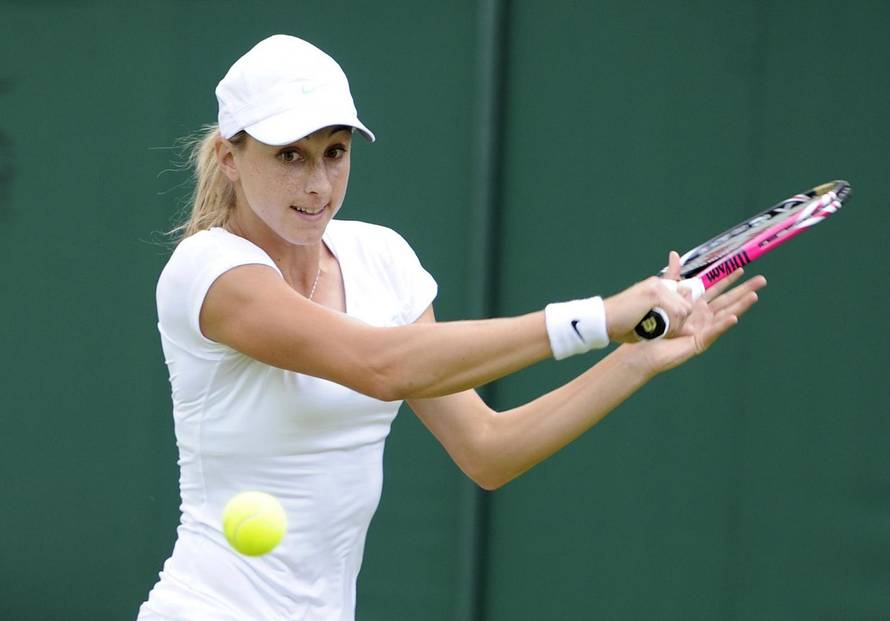 Tennis - 2012 Wimbledon Championships - Day One - The All England Lawn Tennis and Croquet Club