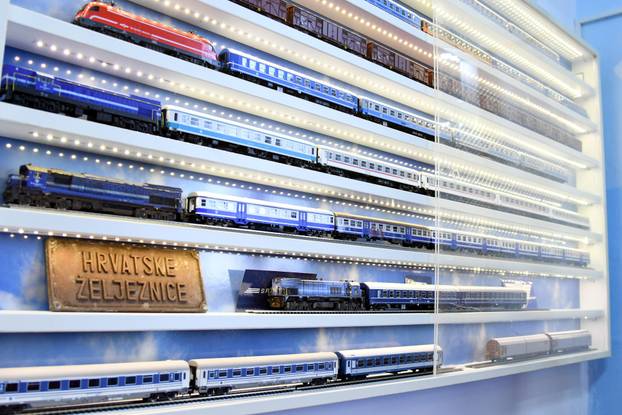 Izložba Virovitica voli vlakove