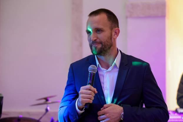 U Zadru održan Bal umirovljenika, zaplesao i ministar Šime Erlić