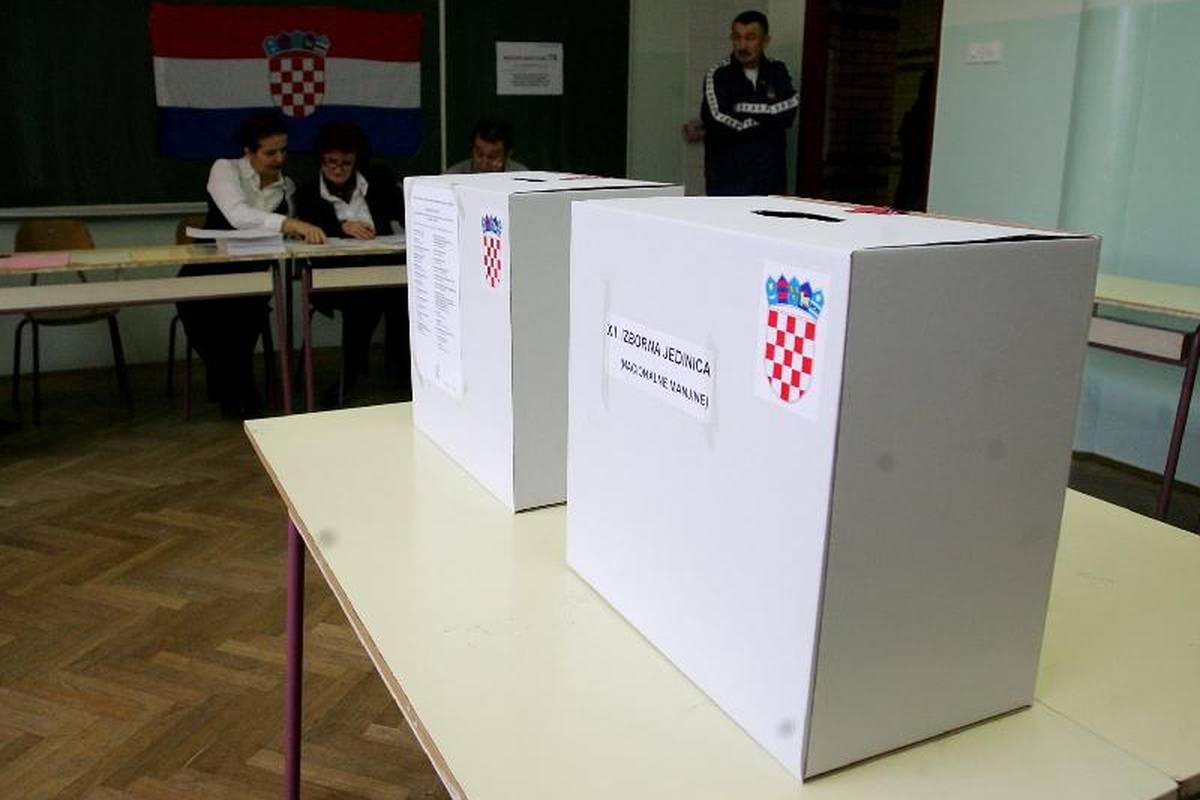 Ponovljeni izbori: Do 11 sati izašlo 11 posto birača