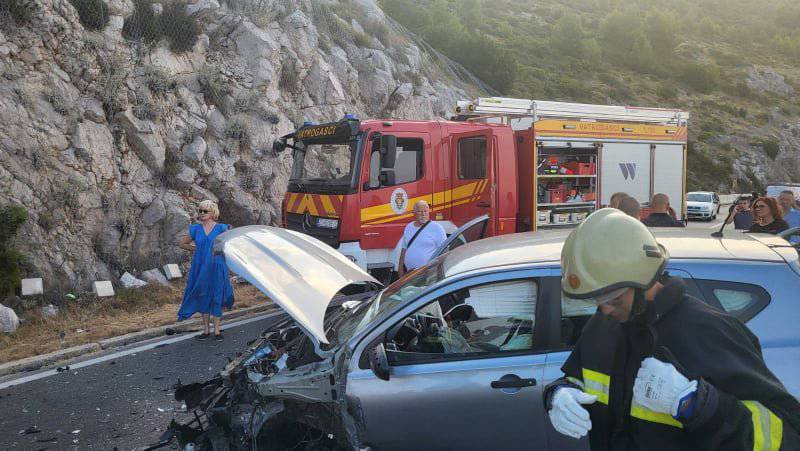 Teška nesreća kod Dubrovnika: Sudarili se auti, ima ozlijeđenih