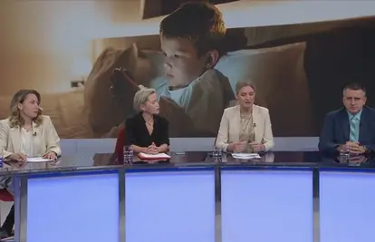 Rasprava o zabrani mobitela u školama: 'Djeca ne spavaju, depresivna su i manje se druže'