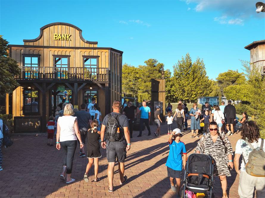 U Jurski park ili prerije Divljeg zapada?