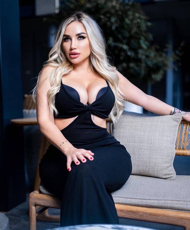 FOTO Mlada mama pokazala sve: Pogledajte zašto je Alina hit na društvenim mrežama...