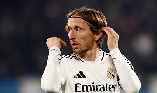 Španjolci plasirali senzaciju: Modrić u idućih 10 dana može potpisati za Realova rivala!