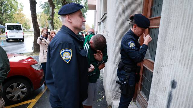 Privođenje osumnjičenih navijača na Prekršajni sud u Osijeku