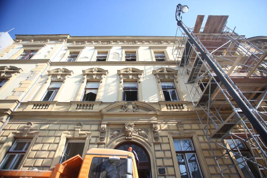 Zagreb: Dio zgrade urušio se tijekom radova, jedna osoba ozlijeđena