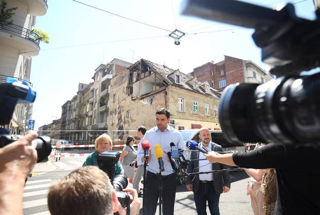 Na križanju Đorđićeve i Petrinjske održana konferencija za medije o šteti nakon potresa