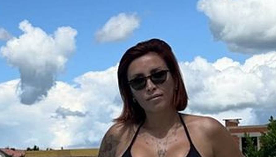 Lana Klingor Mihić pokazala je kako izgleda u bikiniju! 'Kakvo tijelo! Odakle ti snaga za sve?'