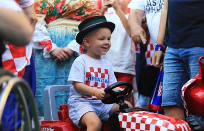 Vidin sin je izgubio traktorčić: 'Maleni David je tužan i plače'