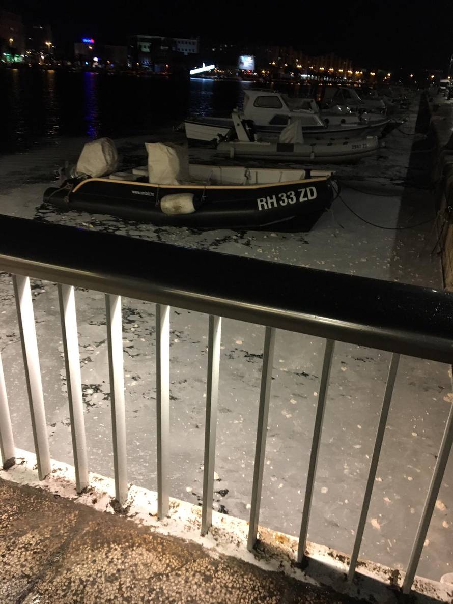 More u Jazinama zabijelilo je vapno, nema opasnosti za ljude