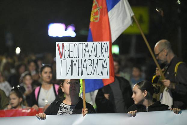 Zajednički prosvjed Osnovne škole "Pavle Savić", Pete beogradske gimnazije i Zrakoplovne akademije u Mirijevu