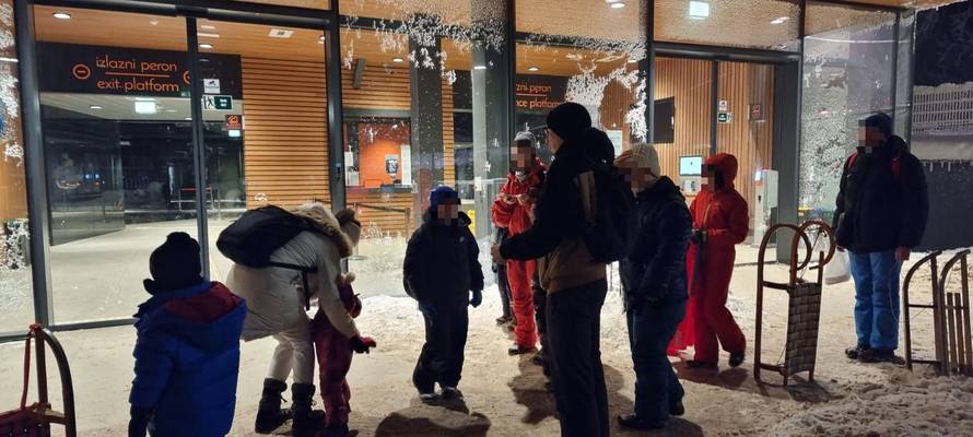 Čitatelj: Zadnja žičara je otišla, ostavili su nas gore s djecom!; ZET: Nisu gledali pravi raspored