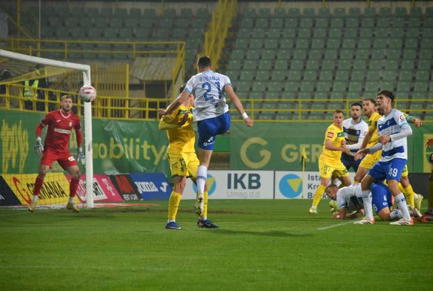 Pula: Susret Osijeka i Istre u 25. koliu SuperSport HNL-a