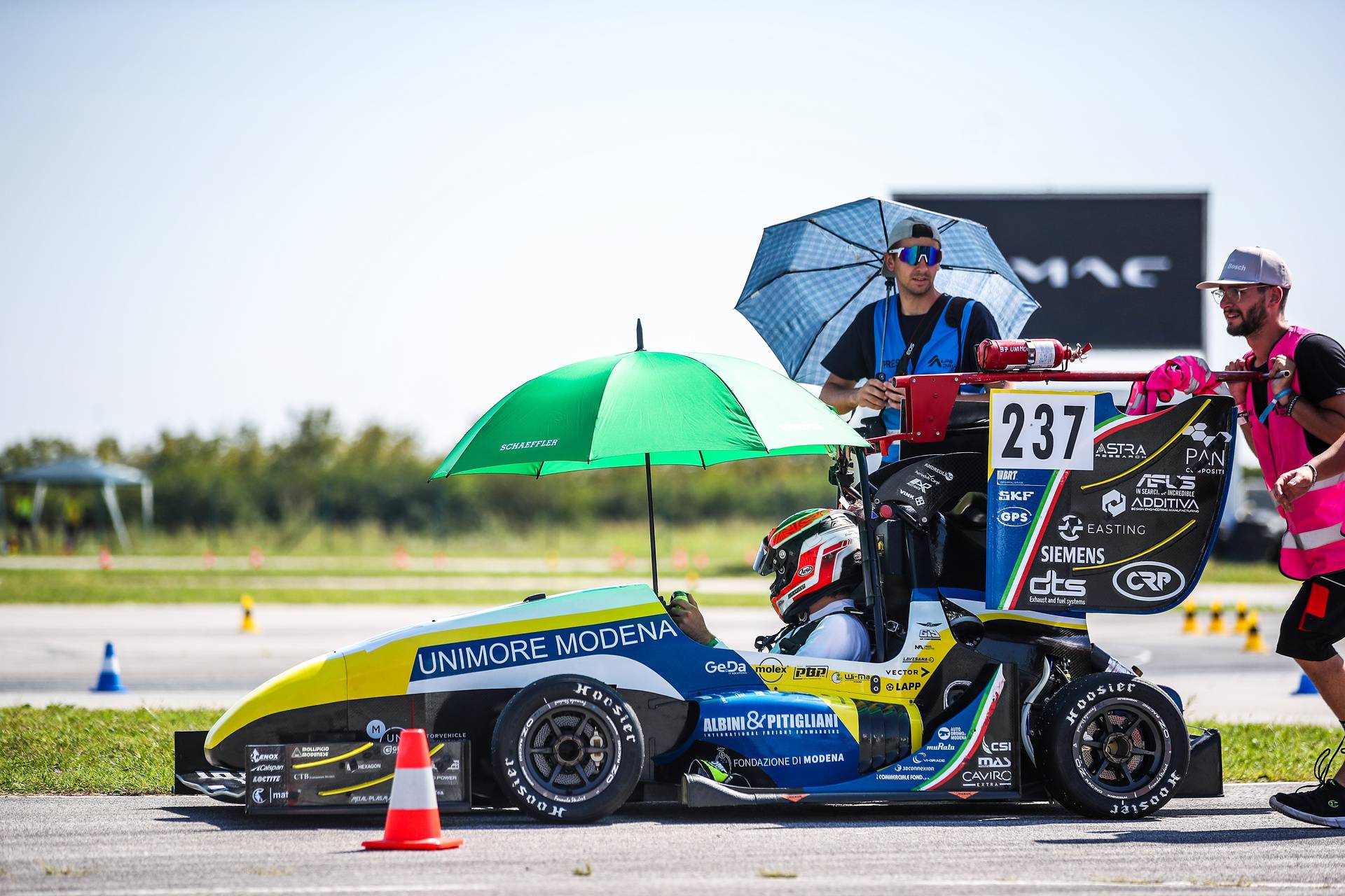 Zagreb: Na poligonu Bugatti Rimac održana Formula Student Alpe Adria