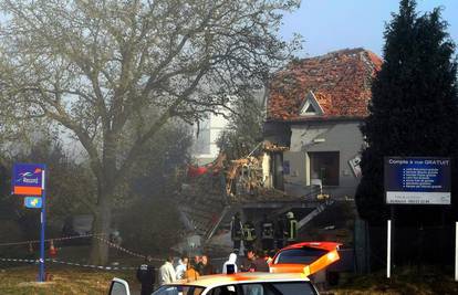 Pljačkaši postavili previše dinamita i odletjeli u zrak