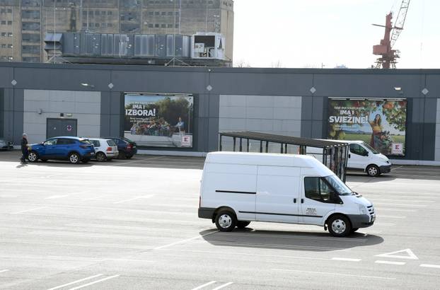 Sisčani su se priključili bojkotu trgovina i kafića 