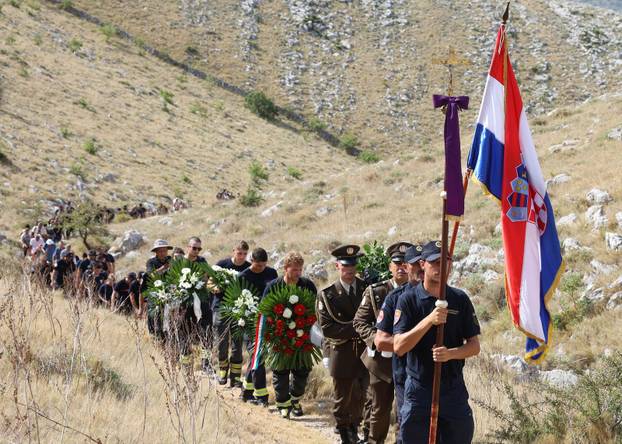 Na Kornatima obilježena 19. godišnjica tragedije u kojoj je poginulo 12 vatrogasaca