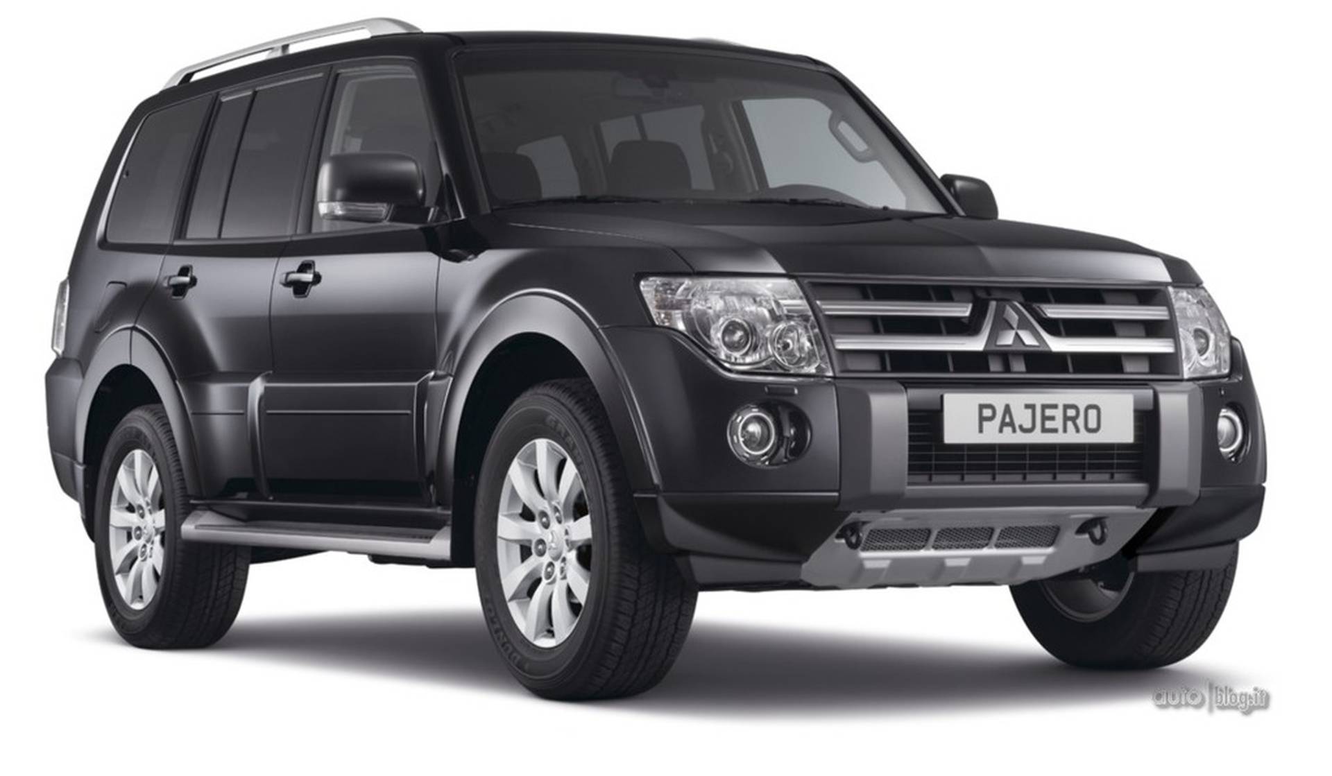 Купить паджеро 5. Mitsubishi Pajero 4. Mitsubishi Pajero IV 2006 - 2011. Mitsubishi Pajero IV 2015. Митсубиси Паджеро 4 3.8.