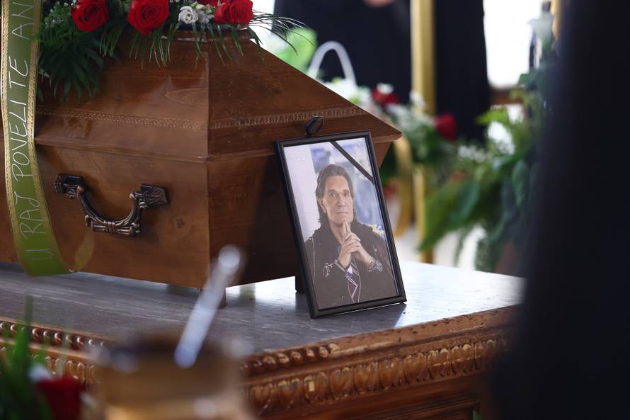 Split: Posljednji ispraćaj Jasmina Stavrosa na groblju Lovrinac