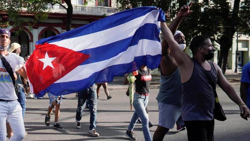Kuba će osloboditi  više od 2000 zatvorenika u 'suverenoj gesti'