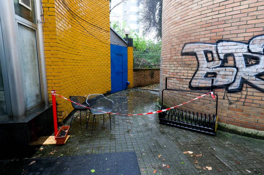 Zagreb: Usljed  jakog nevremena oštećen i Dom Dražena Petrovića